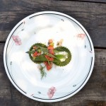 Palačinkice- rolice punjene kremom od smuđa,lososa,sira i začinskog bilja,sa salaticom od mariniranih šparoga i jagoda1